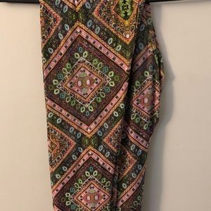 Lularoe tall and curvy leggings